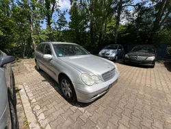 Grau Gebraucht 2004 Mercedes C200 Classic Limousine | 1.290 € (Superpreis)