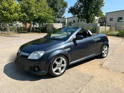 Blau Gebraucht 2006 Opel Tigra Cabrio | 2.299 € (Fairer Preis)
