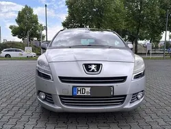 Gebraucht 2010 Peugeot 5008 Platinum Van / Kleinbus | 3.999 €