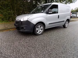Silber Gebraucht 2018 Opel Combo Van / Kleinbus | 8.300 € (Guter Preis)