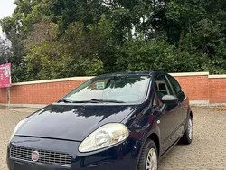Schwarz Gebraucht 2009 Fiat Grande Punto Kleinwagen | 1.499 € (Guter Preis)