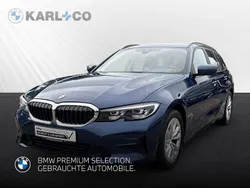 Blau Gebraucht 2022 BMW 318 Advantage Kombi | 22.690 € (Guter Preis)