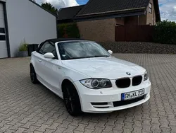 Weiß Gebraucht 2009 BMW 118 Cabriolet Advantage Cabrio | 9.500 € (Etwas zu teuer)