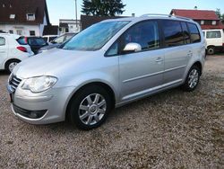 Silber Gebraucht 2008 VW Touran Highline Van / Kleinbus | 4.900 € (Fairer Preis)