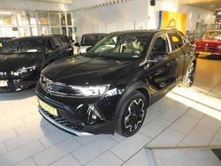 Diamant schwarz/karbon schwarz Gebraucht 2021 Opel Mokka-e Ultimate SUV | 20.980 € (Etwas zu teuer)
