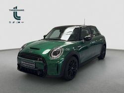 Grün Gebraucht 2024 Mini Cooper S Classic Kleinwagen | 29.990 € (Etwas zu teuer)
