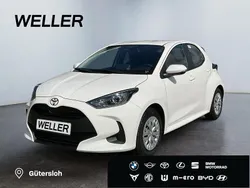 Weiss Neu 2025 Toyota Yaris Hybrid Comfort Limousine | 25.500 € (Fairer Preis)