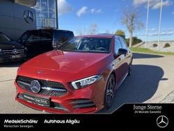 Manufaktur lack manufaktur pat Gebraucht 2021 Mercedes A180 AMG line Limousine | 26.470 € (Fairer Preis)