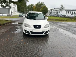 Weiß Gebraucht 2009 Seat Altea Sport Van / Kleinbus | 2.750 € (Guter Preis)