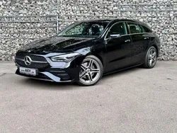 Schwarz Gebraucht 2023 Mercedes CLA200 Shooting Brake AMG Kombi | 34.450 € (Fairer Preis)