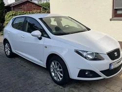 Weiß Gebraucht 2012 Seat Ibiza Reference Limousine | 5.500 € (Fairer Preis)