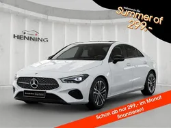 Weiß Gebraucht 2024 Mercedes CLA180 Night Limousine | 34.780 € (Fairer Preis)