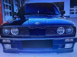 Schwarz Gebraucht 1990 BMW 325 Limousine | 16.000 €