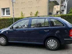 Blau Gebraucht 2002 Skoda Fabia Kombi | 400 € (Superpreis)