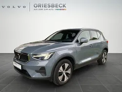 Grau Gebraucht 2022 Volvo XC40 Core SUV | 30.990 € (Fairer Preis)
