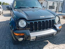 Schwarz Gebraucht 2003 Jeep Cherokee SUV | 3.890 €