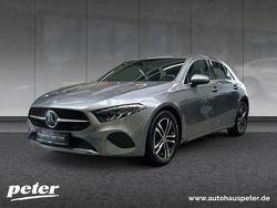 Metalliclack mountaingrau Gebraucht 2024 Mercedes A180 Advanced Limousine | 26.870 € (Fairer Preis)