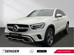 Weiß Gebraucht 2022 Mercedes GLC300 Coupé | 48.870 € (Fairer Preis)
