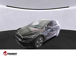 Schwarzmagic perleffekt Gebraucht 2022 Skoda Enyaq iV SUV | 34.270 € (Guter Preis)