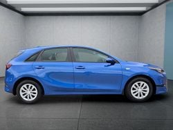 Blau Neu 2025 Kia Ceed Kleinwagen | 24.249 € (Guter Preis)