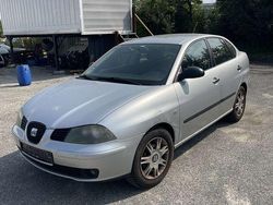 Silber Gebraucht 2003 Seat Cordoba Limousine | 1.000 €