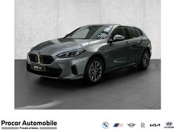 Grau Neu 2025 BMW 120 Kleinwagen | 34.399 € (Guter Preis)