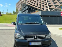 Schwarz Gebraucht 2009 Mercedes Viano Van / Kleinbus | 10.900 € (Fairer Preis)