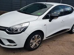 Weiß Gebraucht 2019 Renault Clio IV LIMITED Kleinwagen | 6.790 € (Guter Preis)