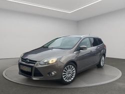 Braun Gebraucht 2012 Ford Focus Titanium Limousine | 4.999 € (Guter Preis)