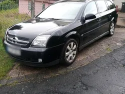 Schwarz Gebraucht 2004 Opel Vectra Kombi | 750 € (Guter Preis)
