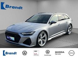 Florettsilber metallic (metallic) Gebraucht 2022 Audi RS6 Ambiente Kombi | 82.990 € (Fairer Preis)