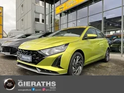 Gelb Gebraucht 2024 Hyundai i20 Trend Limousine | 18.390 € (Guter Preis)