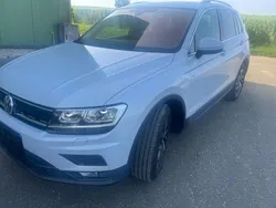 Weiß Gebraucht 2018 VW Tiguan Join SUV | 21.800 € (Teuer)