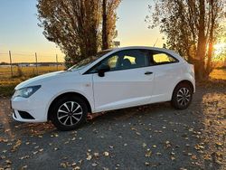 Weiß Gebraucht 2012 Seat Ibiza Kleinwagen | 2.800 € (Fairer Preis)