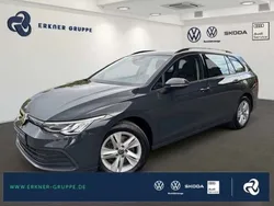 Grau Gebraucht 2021 VW Golf VIII Life Kombi | 21.478 €