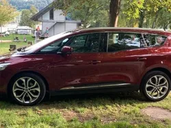 Rot Gebraucht 2017 Renault Grand Scénic IV Bose Edition Van / Kleinbus | 11.400 € (Guter Preis)