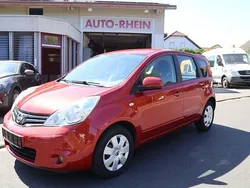 Rot Gebraucht 2009 Nissan Note Acenta Van / Kleinbus | 3.400 € (Fairer Preis)