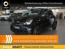 Schwarz Gebraucht 2022 Smart ForFour Electric Drive Limousine | 8.990 € (Guter Preis)