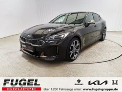 Komplett schwarz foliert Gebraucht 2017 Kia Stinger 3 Limousine | 29.995 € (Fairer Preis)