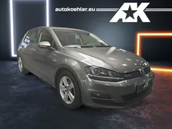 Grau Gebraucht 2015 VW Golf VII Comfortline Limousine | 9.888 € (Guter Preis)