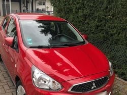 Rot Gebraucht 2018 Mitsubishi Space Star Edition Kleinwagen | 6.399 € (Guter Preis)