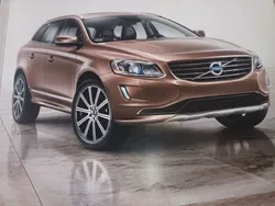 Braun Gebraucht 2013 Volvo XC60 Summum SUV | 13.500 € (Guter Preis)