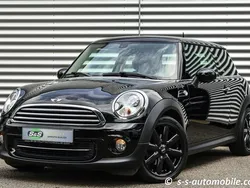 Midnight black metallic Gebraucht 2012 Mini Cooper Chili Kleinwagen | 9.450 € (Teuer)