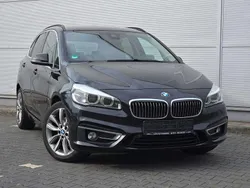Saphirschwarz Gebraucht 2016 BMW 220 Luxury Line Van / Kleinbus | 15.500 € (Guter Preis)