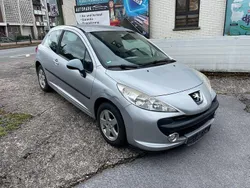 Grau Gebraucht 2009 Peugeot 207 Urban Move Limousine | 900 € (Superpreis)