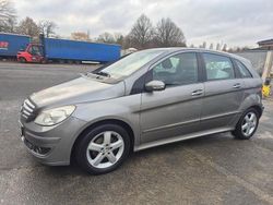 Gebraucht 2005 Mercedes B180 Van / Kleinbus | 2.000 € (Teuer)