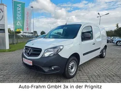 Weiß Gebraucht 2022 Mercedes Citan 109 Van / Kleinbus | 17.990 € (Teuer)