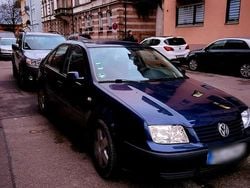 Blau Gebraucht 2001 VW Bora Limousine | 2.100 € (Fairer Preis)