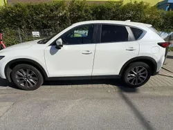 Weiß Gebraucht 2020 Mazda CX-5 SUV | 24.000 € (Etwas zu teuer)
