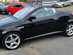 Schwarz Gebraucht 2006 Opel Tigra Design Edition Cabrio | 3.799 € (Teuer)
